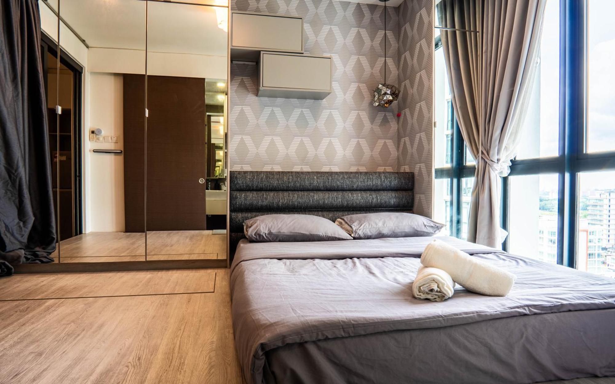 H20 Residence Ara Damansara By Airhost Петалинг-Джая Экстерьер фото